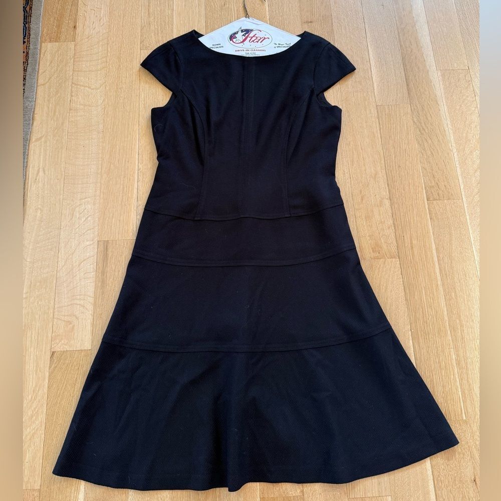 Anne Klein Black Cap Sleeve Dress